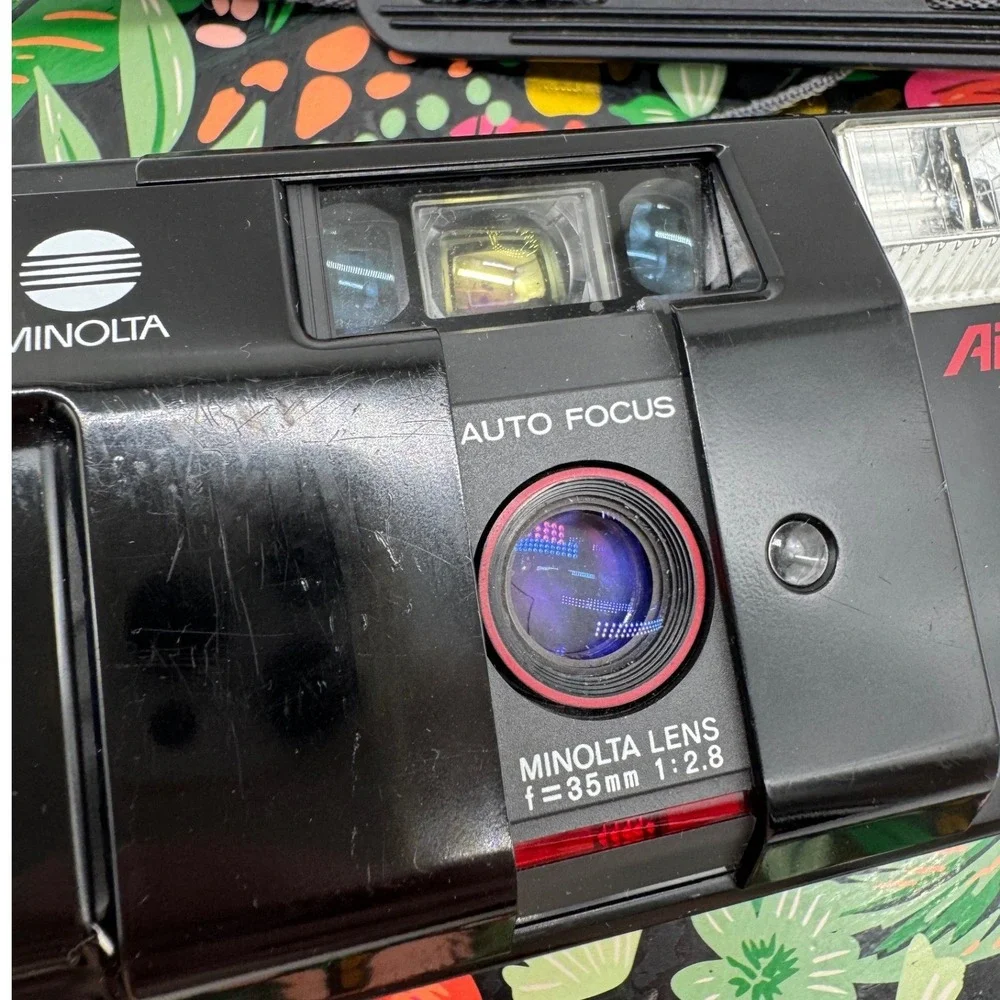 Minolta Freedom III 35mm Film Camera AF 35mm f2.8 Lens Vintage Point and Shoot
